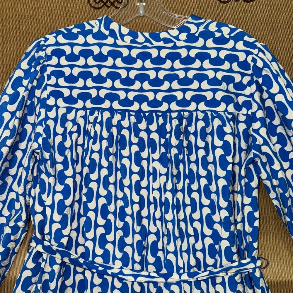 Zara Blue/White Geometric Belted Mini Dress Size XS
Excellent Condition - Picture 14 of 16